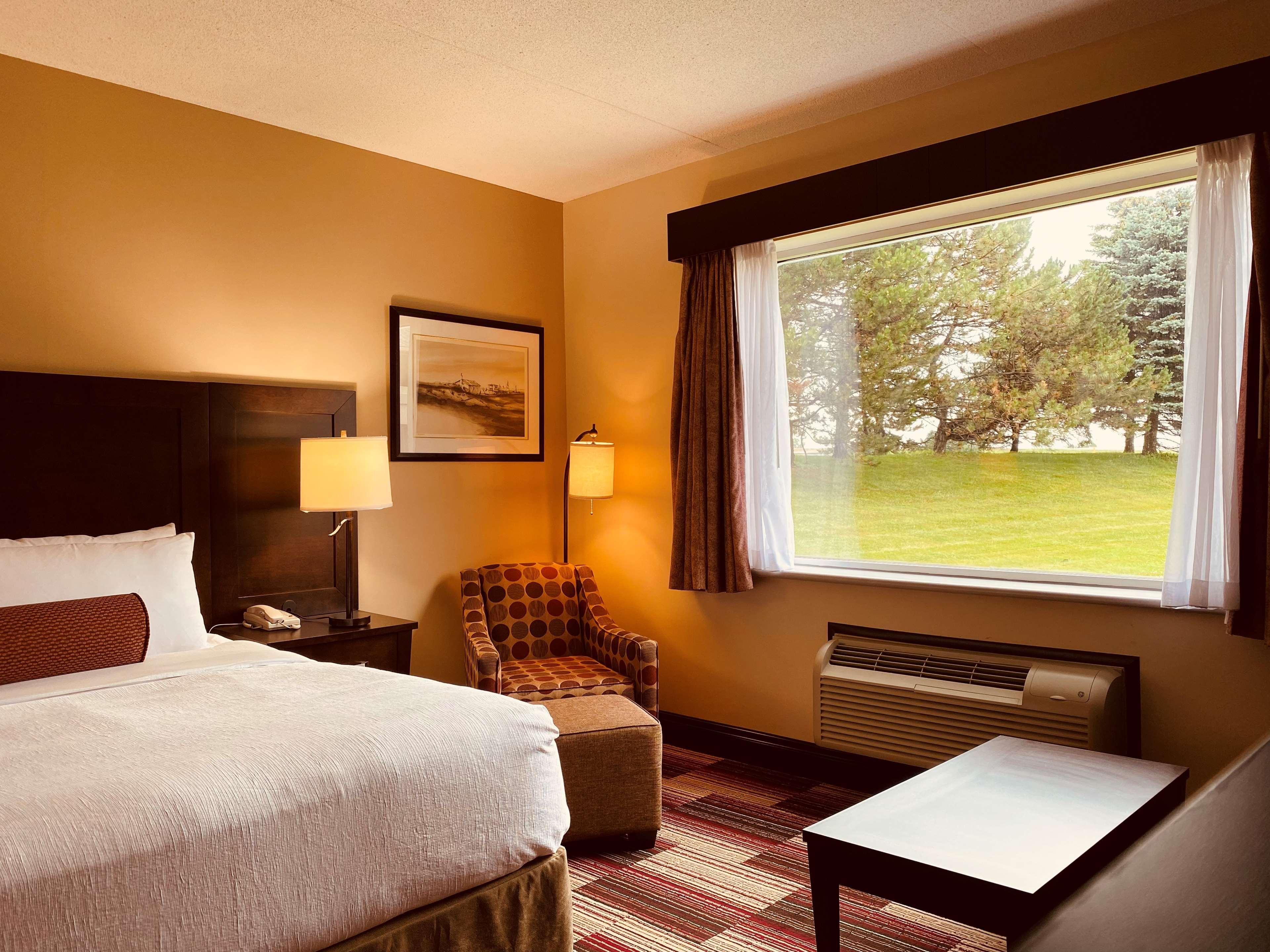 Best Western Plus Stoneridge Inn & Conference Centre London Ontario Exterior photo