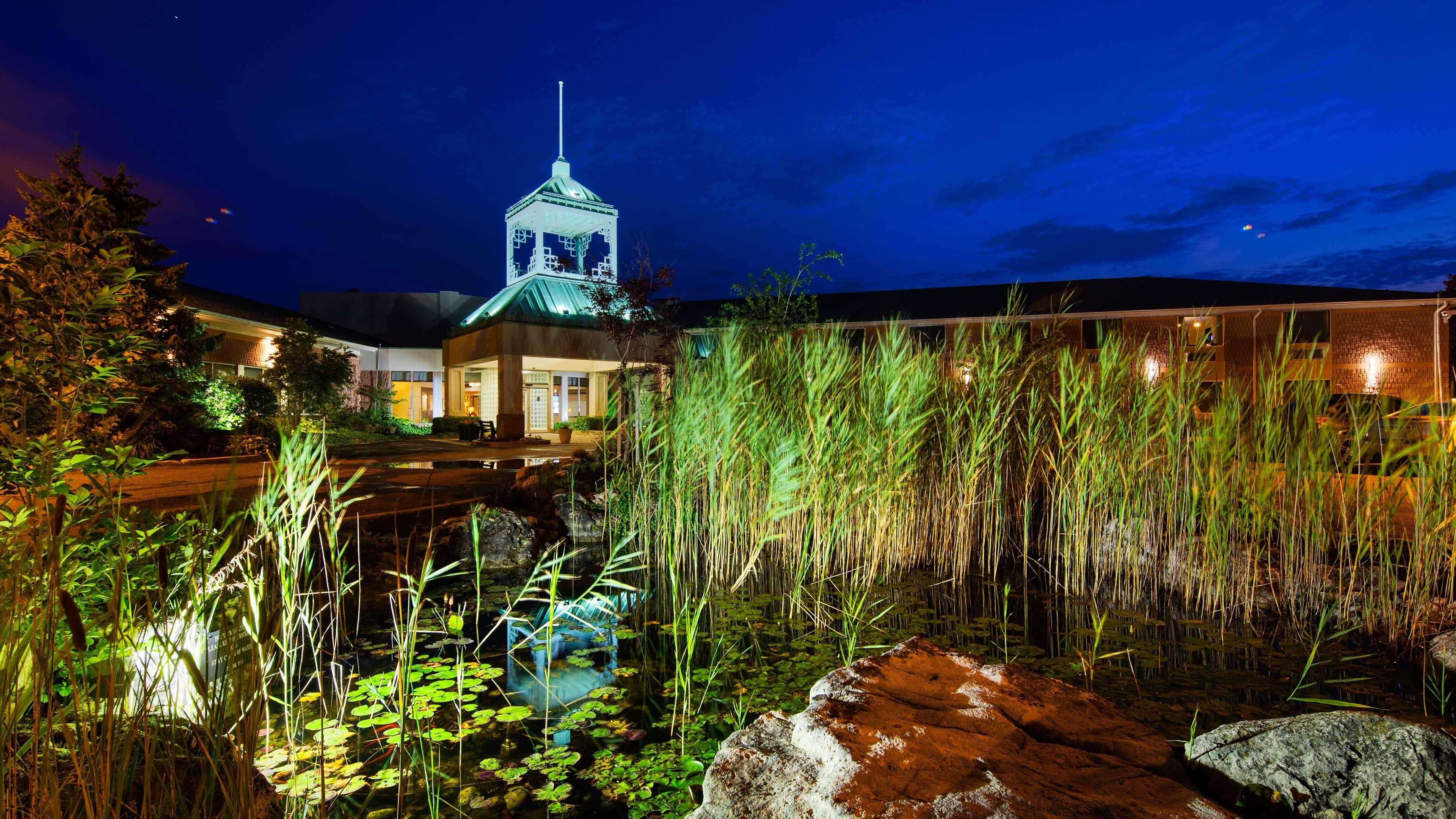 Best Western Plus Stoneridge Inn & Conference Centre London Ontario Exterior photo